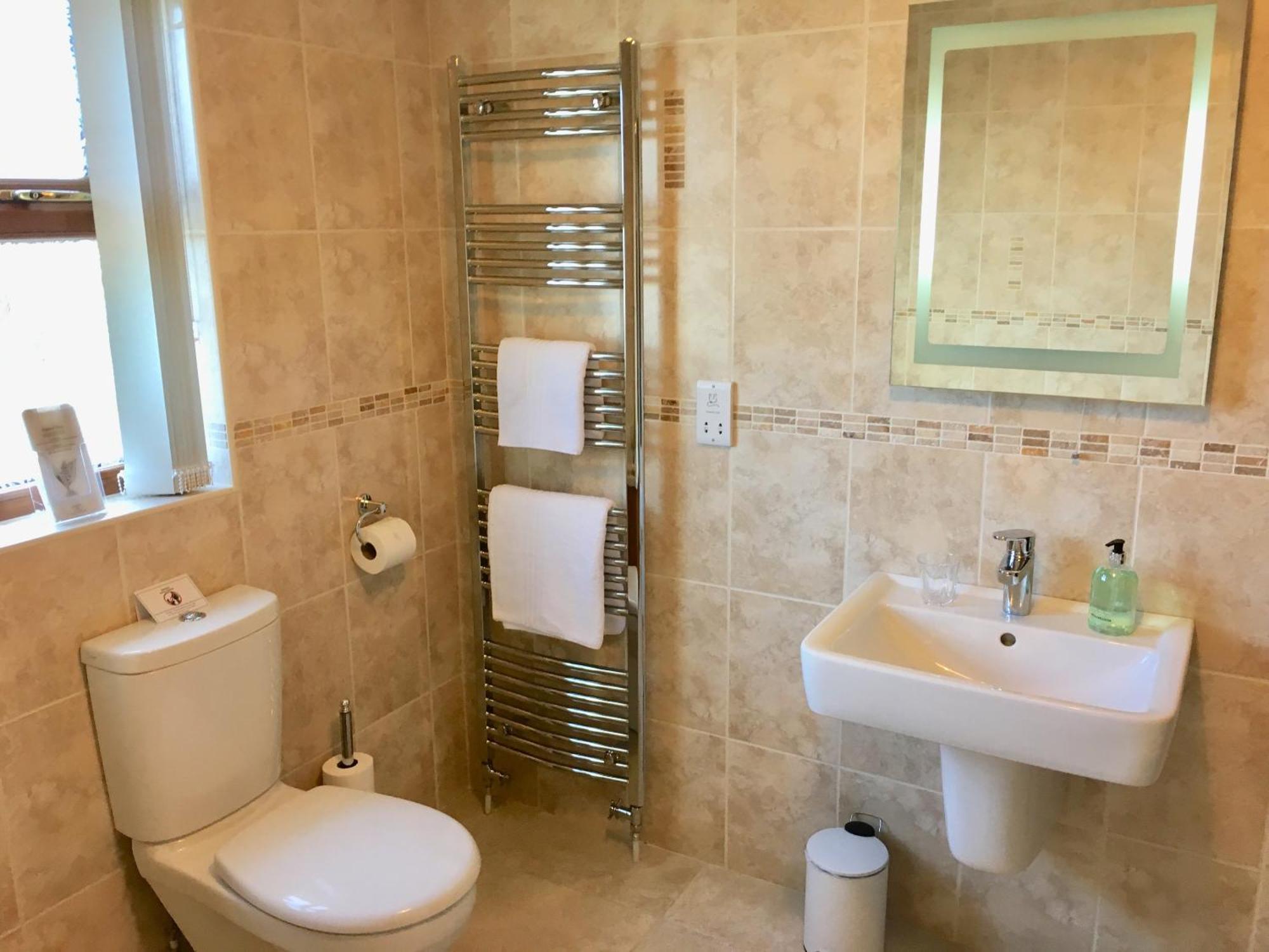 Mourne Country House Bed And Breakfast Kilkeel Eksteriør billede